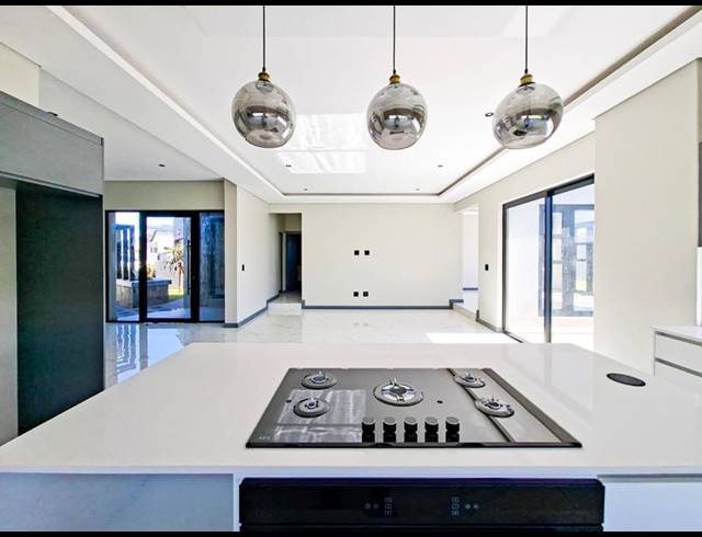 4 BEDROOM HOUSE FOR SALE IN FOUNTAINBROOK ESTATE